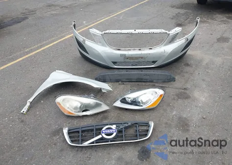 2011 Volvo Xc60 T6/T6 R-Design from USA, damaged, VIN YV4902DZ1B2157469